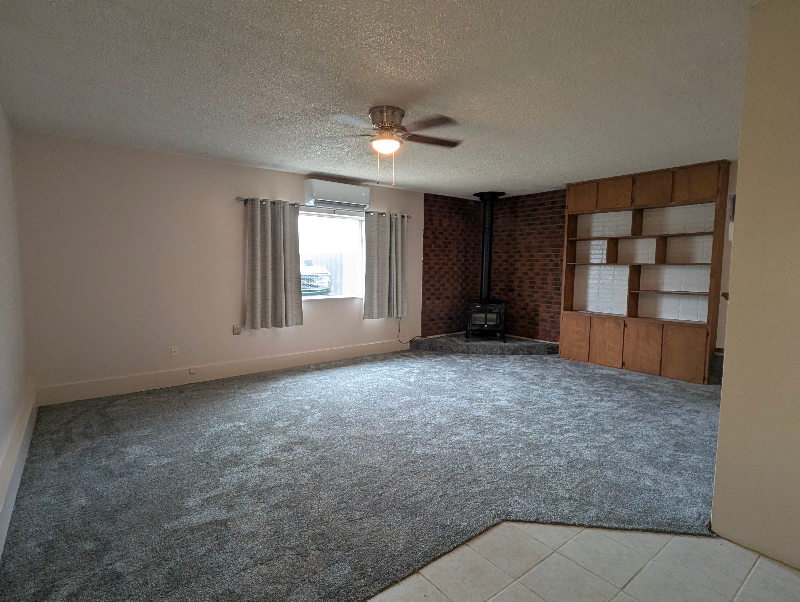 1052 Thermalito Ave - Photo 2 of 17