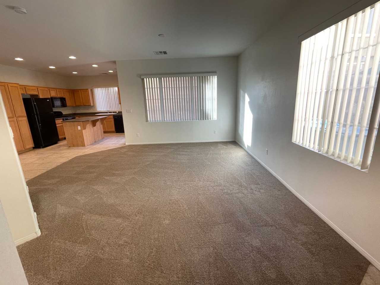 9861 Iris Valley St - Photo 2 of 11