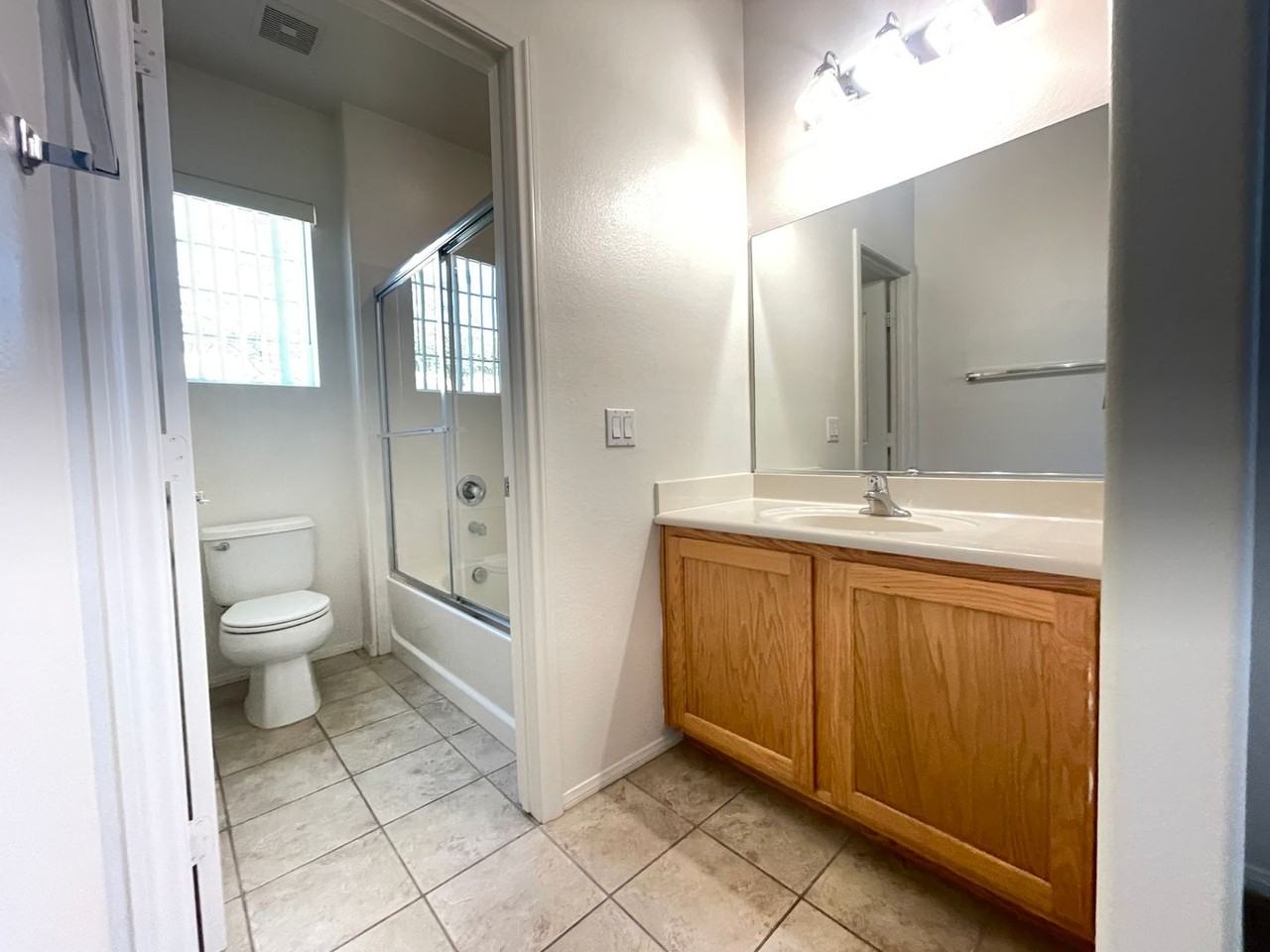 9861 Iris Valley St - Photo 7 of 11