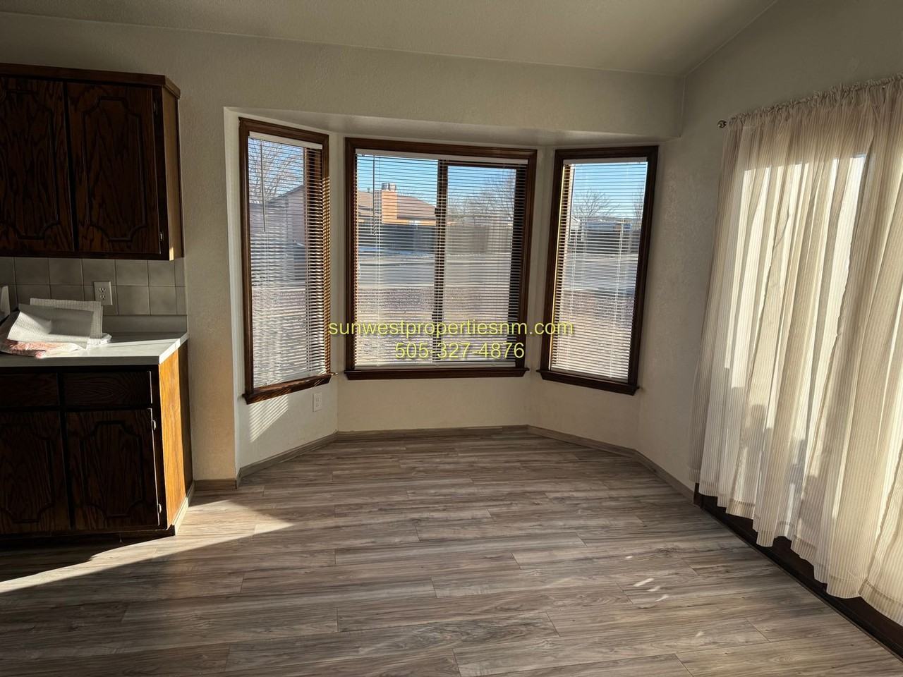 2620 Cliffside Dr - Photo 5 of 24