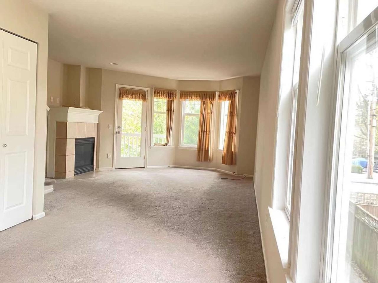 12531 27th Ave Ne - Photo 2 of 16