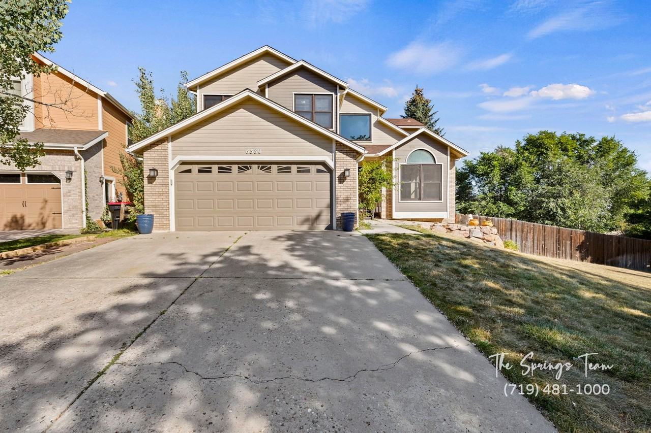 6380 Shirecliff Dr - Photo 3 of 50