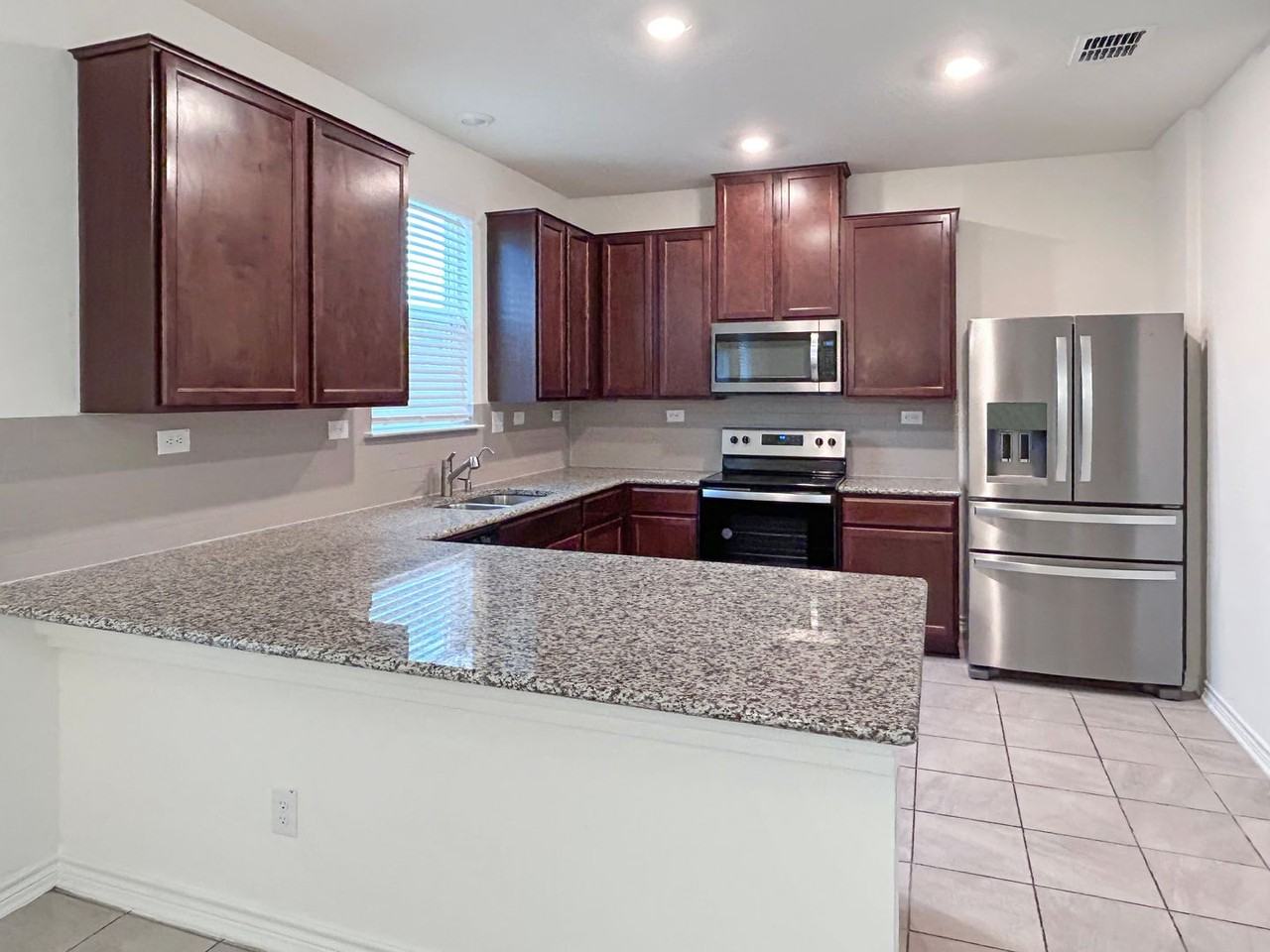 4660 Via Sonoma Trl - Photo 5 of 21