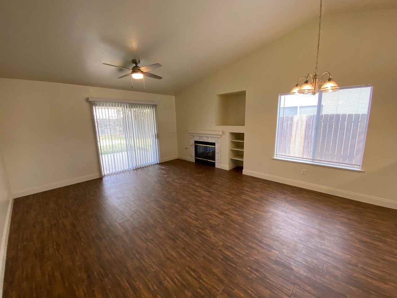 4300 E Feemster Ave - Photo 6 of 31