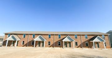 featured image of 1042 W Creek Coyote Trl