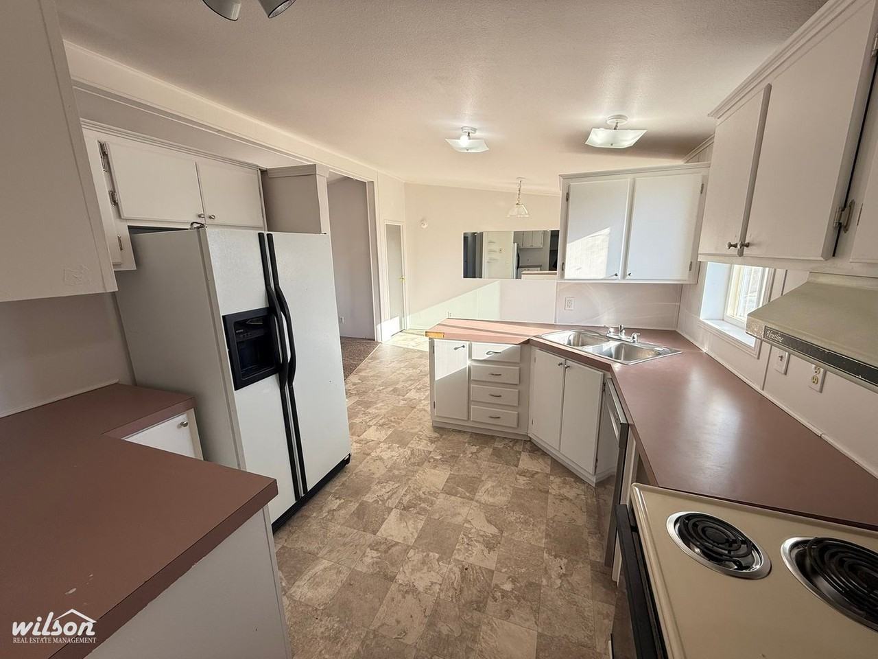 100 Trepanier Ln - Photo 6 of 15