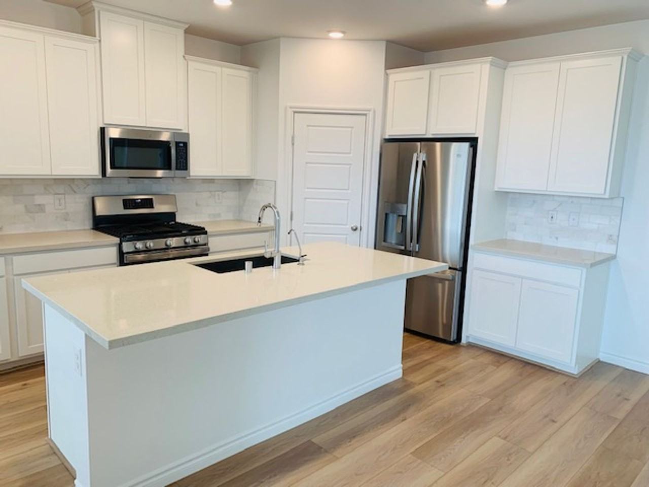 3722 Rosy Carina Pl - Photo 5 of 25