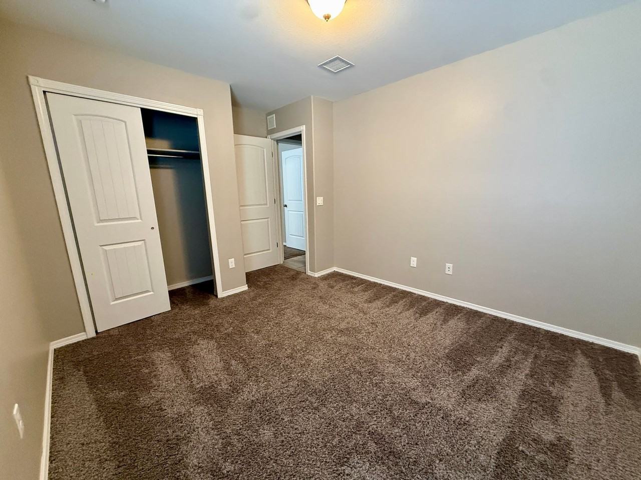 15005 Dream Ct - Photo 7 of 13