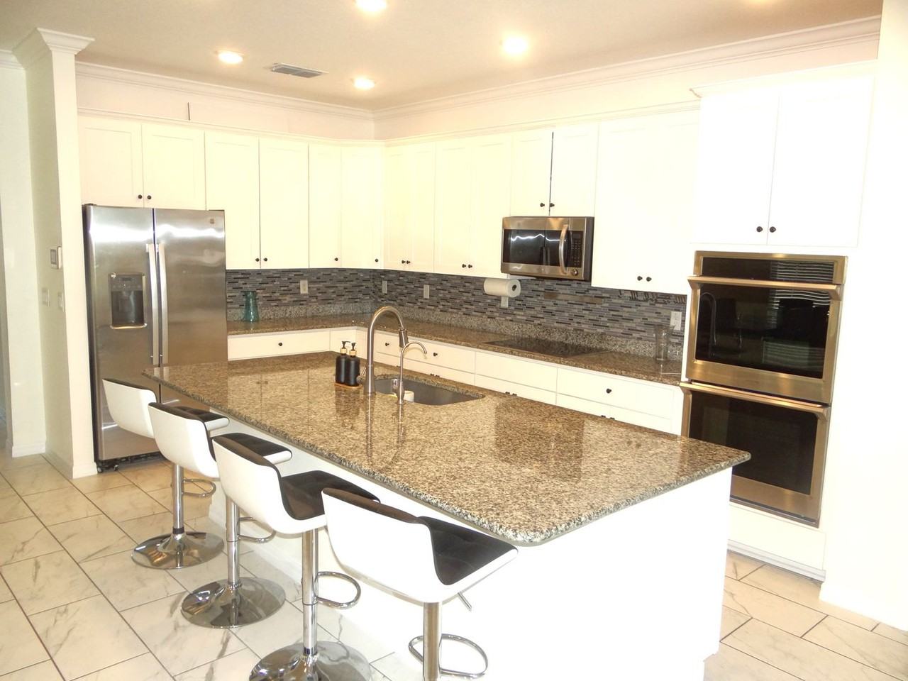 11211 June Briar Loop - Photo 7 of 29