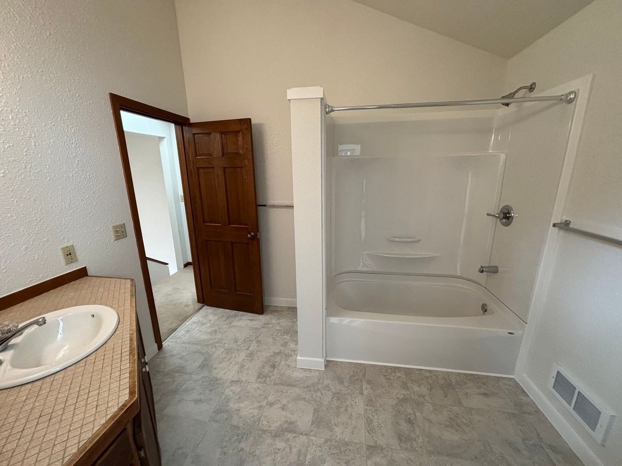 4961 Morgan Dr - Photo 7 of 11