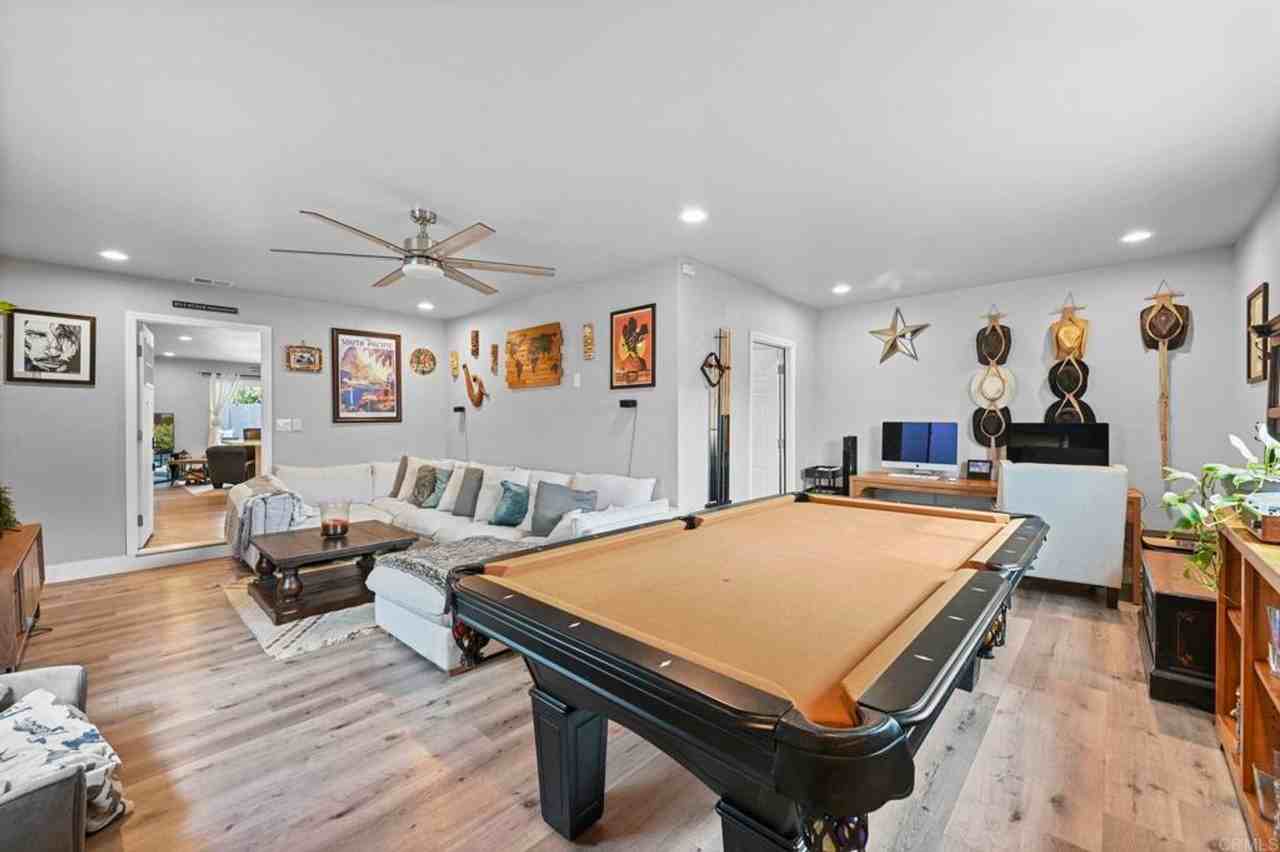 3516 Las Vegas Dr - Photo 4 of 19