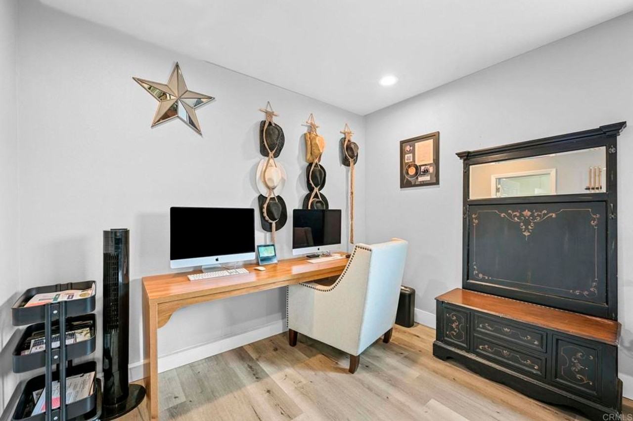 3516 Las Vegas Dr - Photo 7 of 19