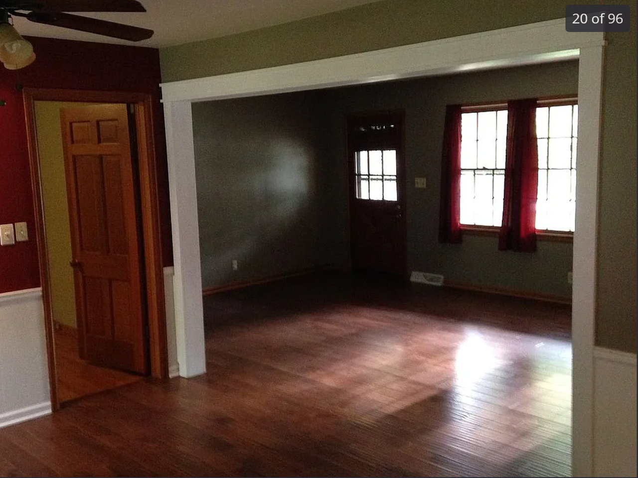 2308 S Hampton Ave - Photo 2 of 13