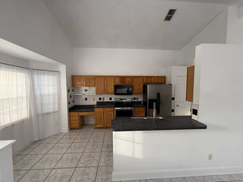 2009 River Park Blvd #1 - Photo 6 of 35