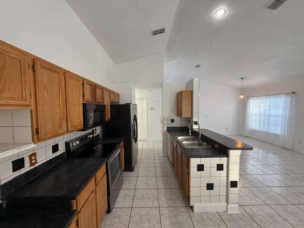 2009 River Park Blvd #1 - Photo 7 of 35