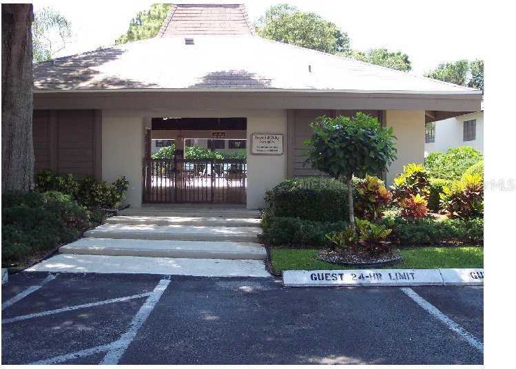 3036 Eastland Blvd Unit E203 #E203 - Photo 3 of 4