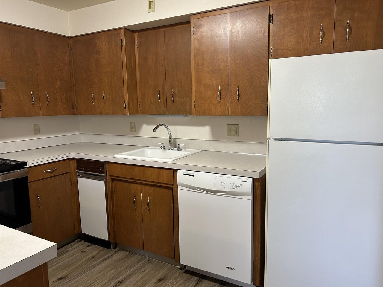 404 La Villa Dr #404 - Photo 2 of 16