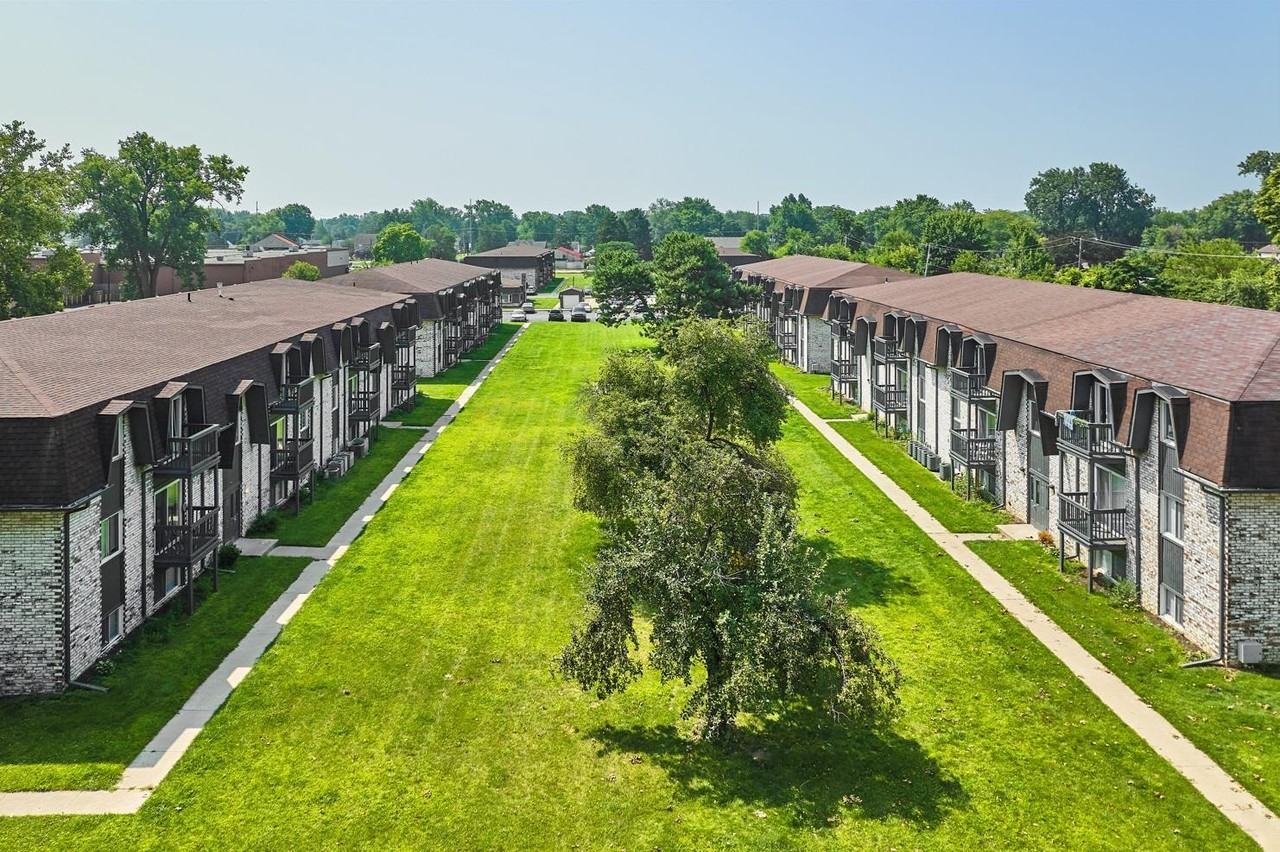 5 Points Courtyard - Photo 4 of 50