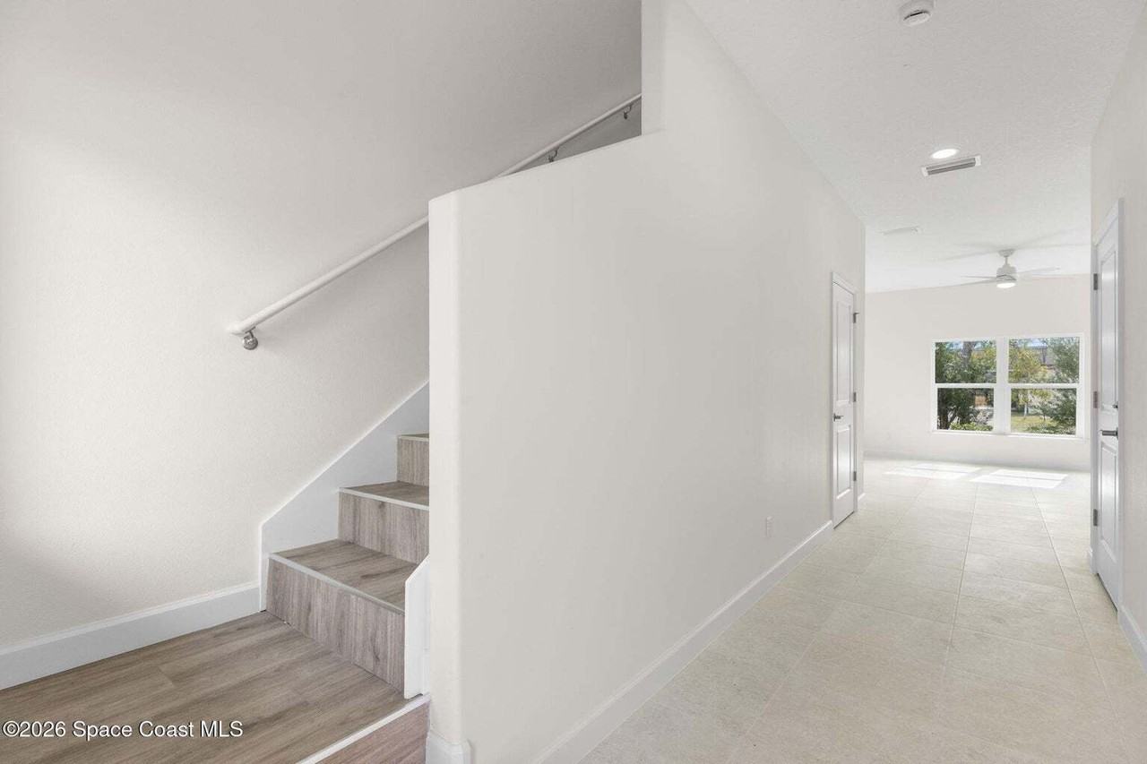 197 Dayton Boulevard - Photo 2 of 8