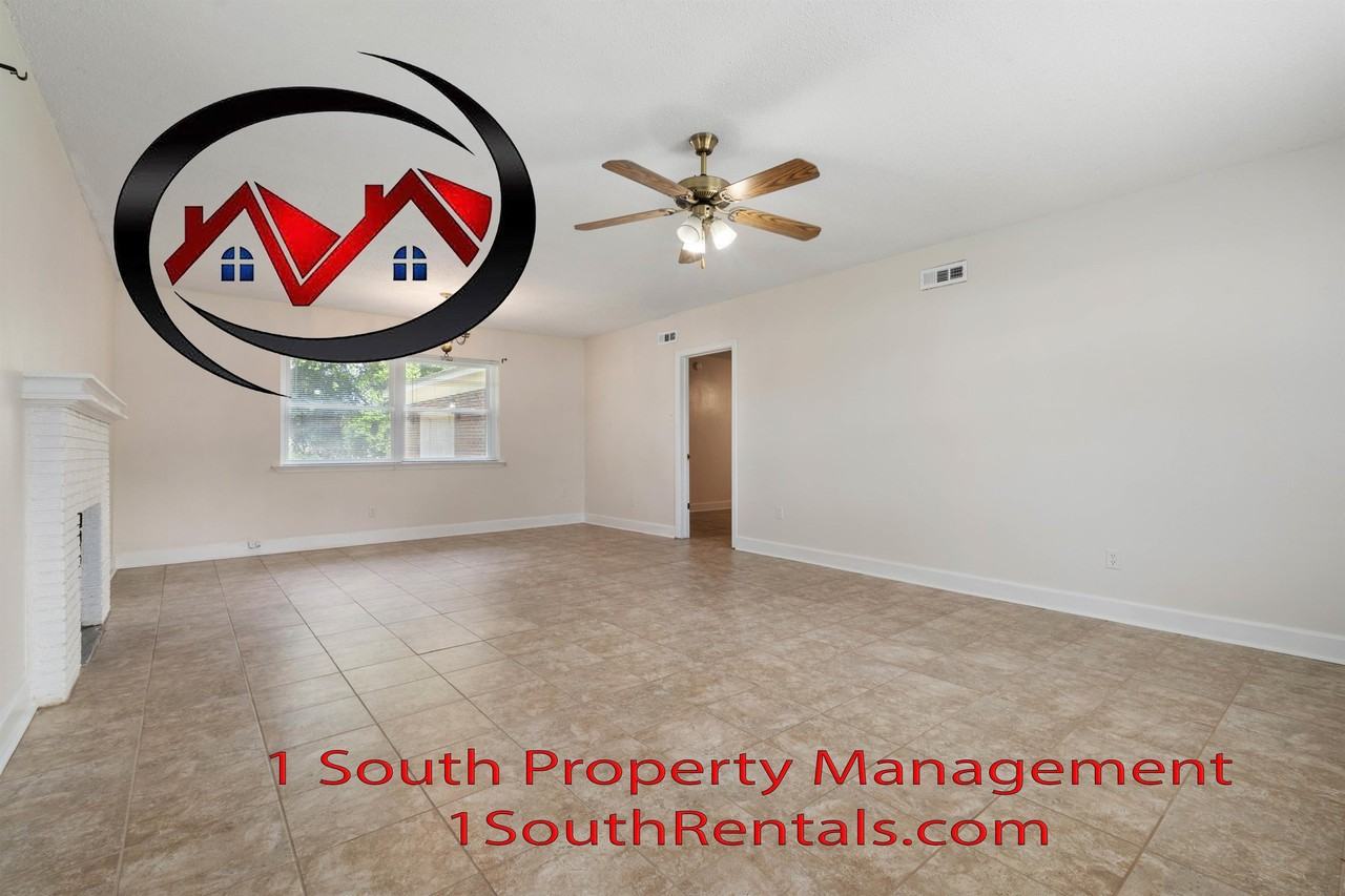 7470 Moffett Rd - Photo 4 of 19