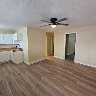 Makaha Villas - Photo 4 of 25