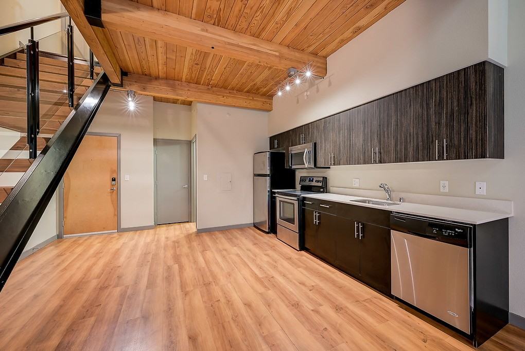 Canvas - Photo 7 of 50