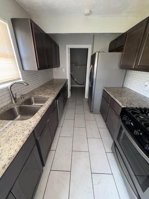 408 Nw 56th St #1 - Photo 6 of 18