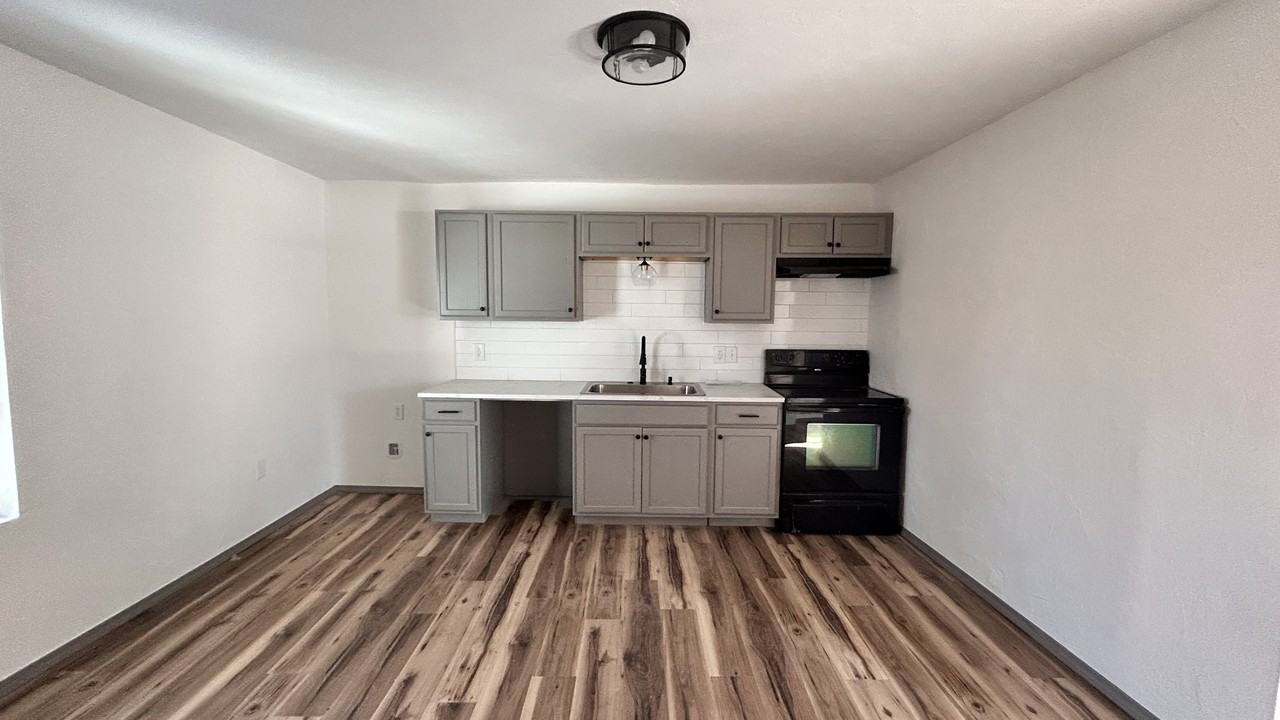 3229 Southeast 16th Street #3231 - Photo 7 of 16