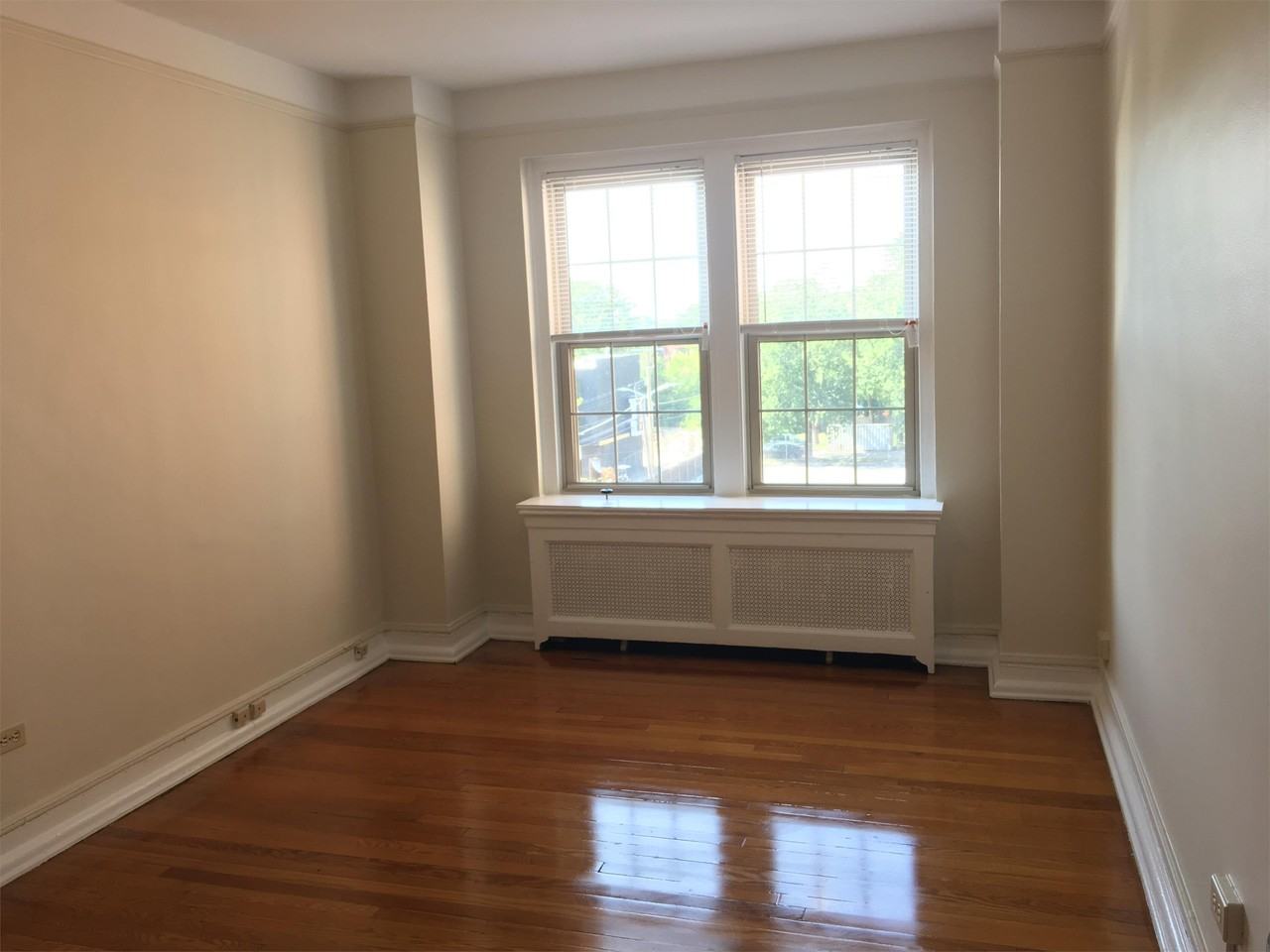 Parkstone Apartments - Photo 5 of 50