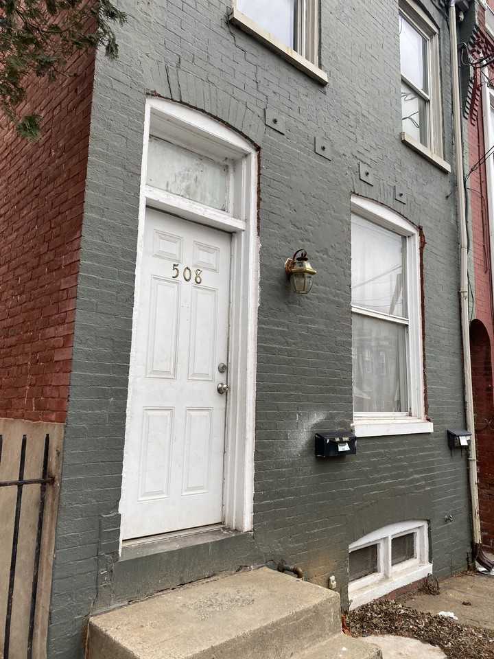 508 South Prince Street - Photo 2 of 18