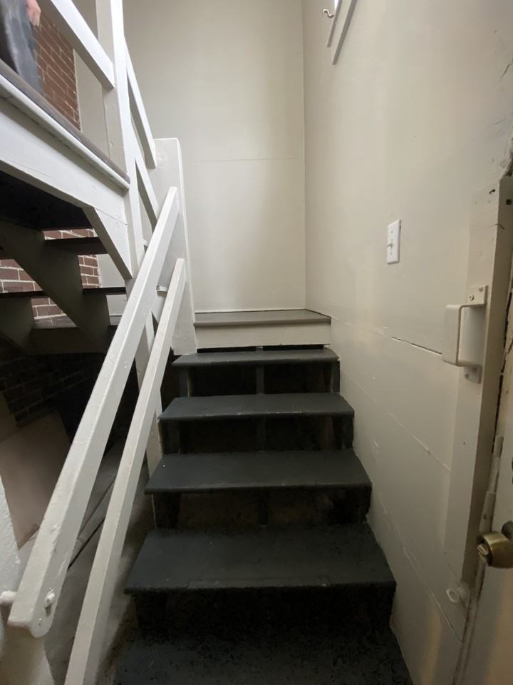 508 South Prince Street - Photo 3 of 18