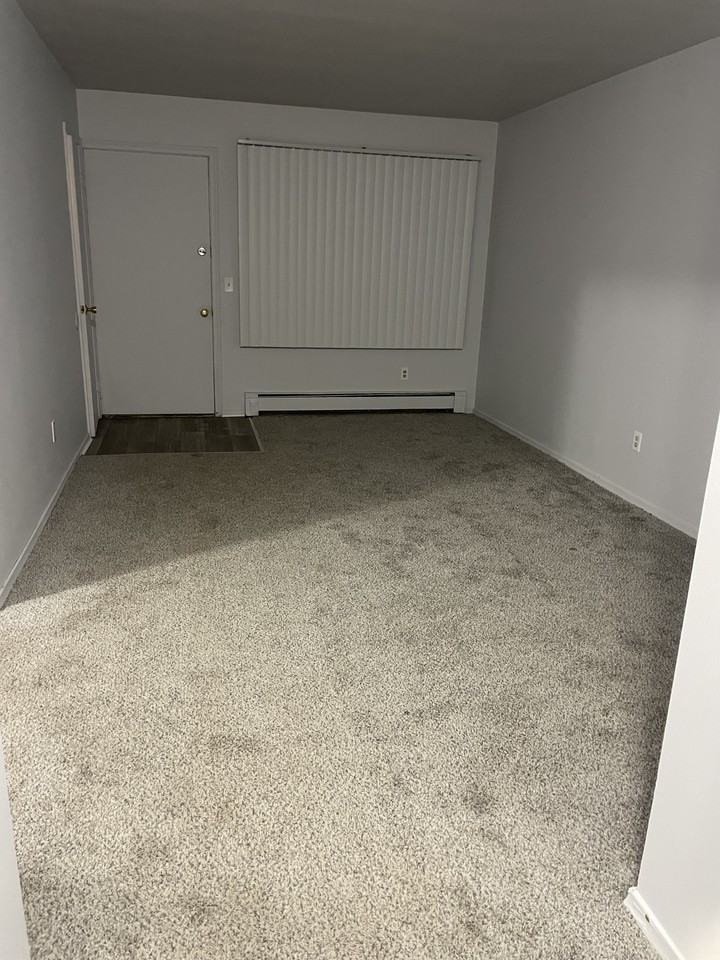 2901 Mersey Ln #8 - Photo 6 of 9