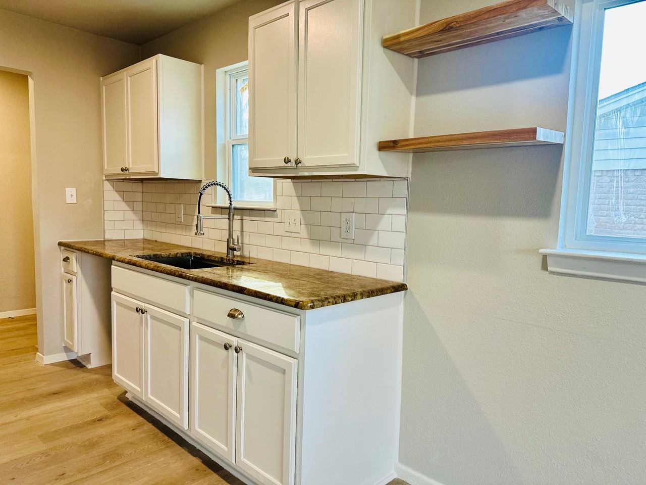 434 Beverly Dr #NA - Photo 6 of 18