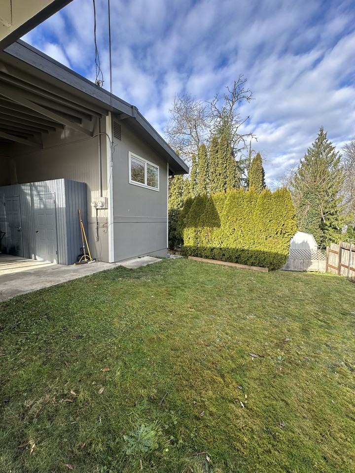 12003 13th St Ne #A - Photo 4 of 23