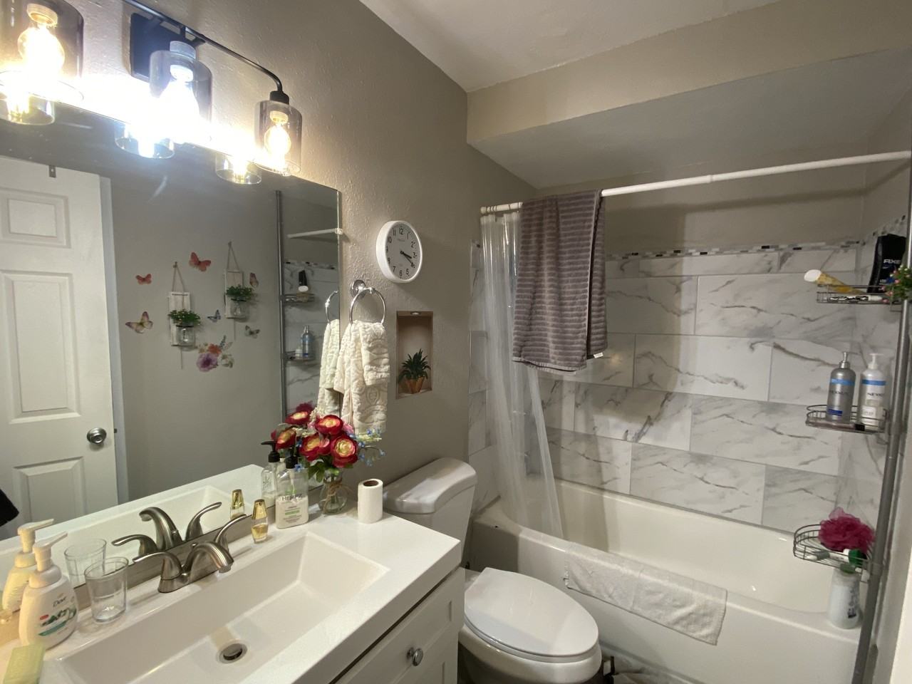 20240 Park Rd #B - Photo 2 of 7