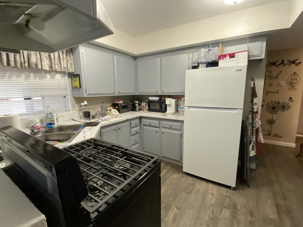 20240 Park Rd #B - Photo 5 of 7