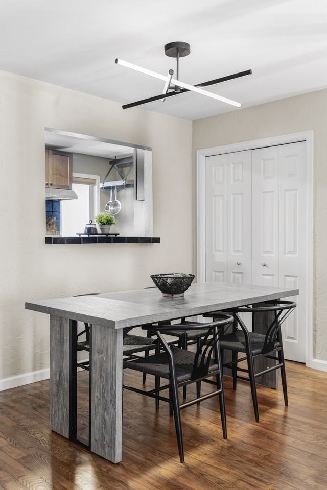 377 Pearl St #5 - Photo 3 of 18