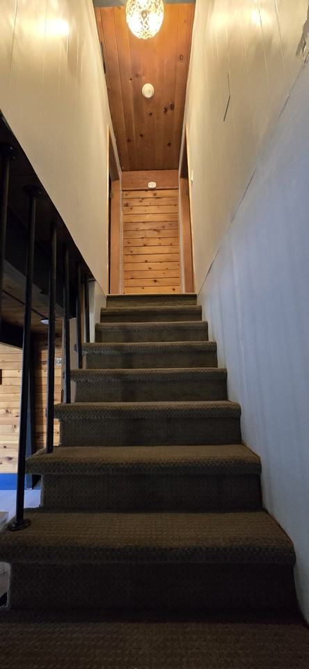 252 San Bernardino Ave #NA - Photo 7 of 19