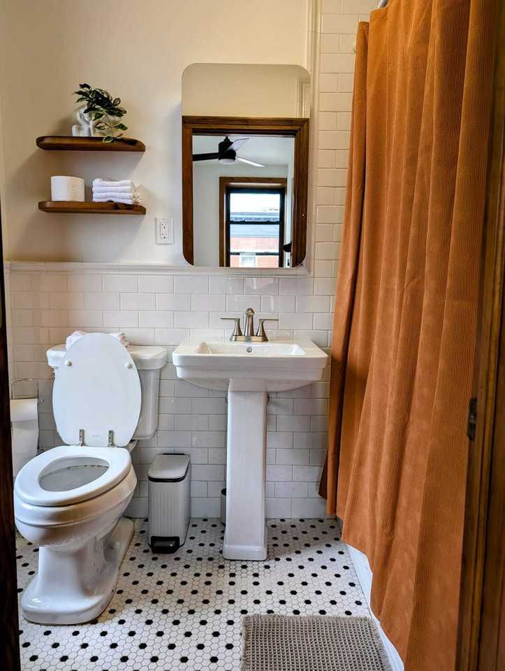 378 6th Ave #3A - Photo 7 of 7