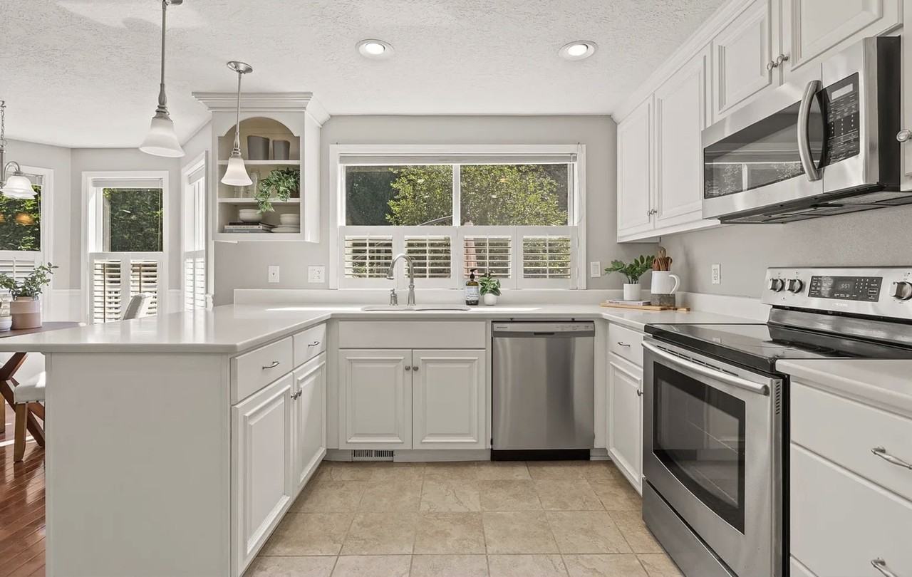 1406 Se Condor Pl #NA - Photo 4 of 13