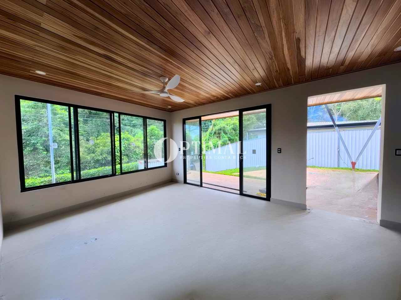 Angeles De Atenas #1 - Photo 2 of 9