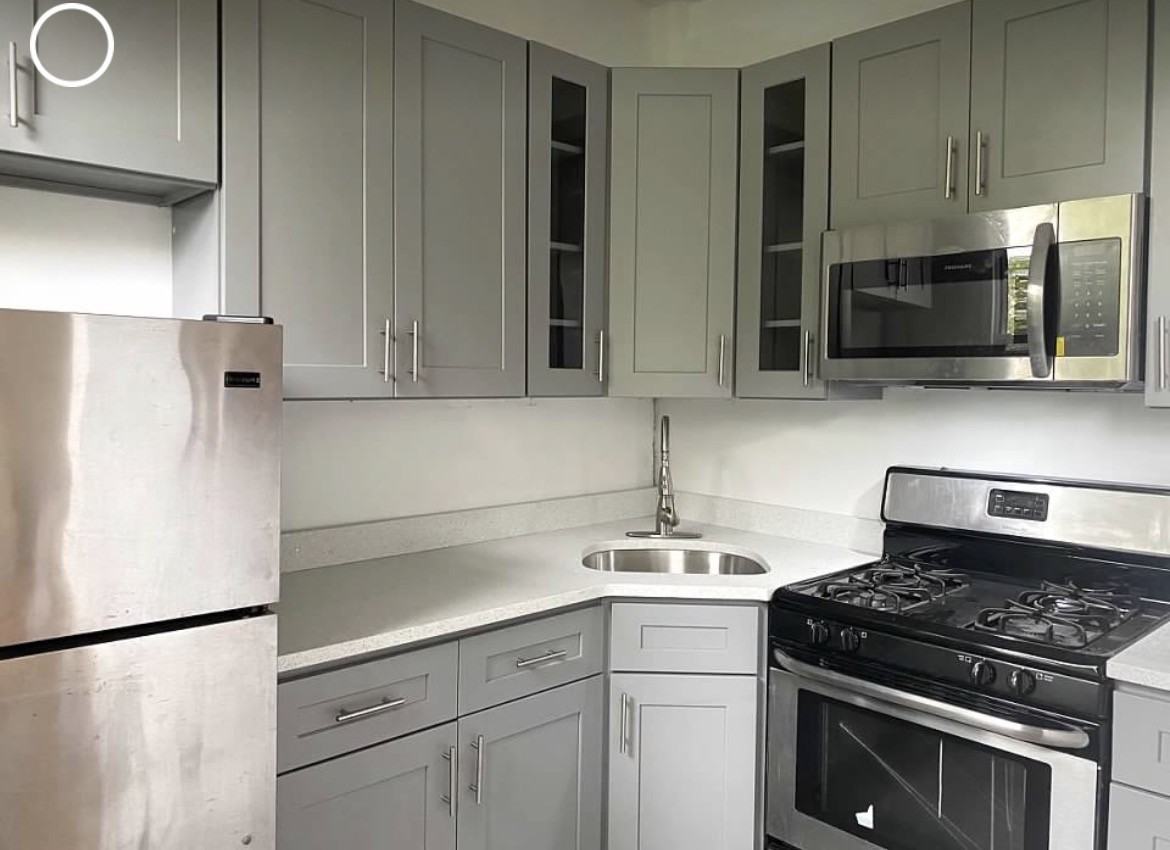 1135 Decatur St #2 - Photo 4 of 4