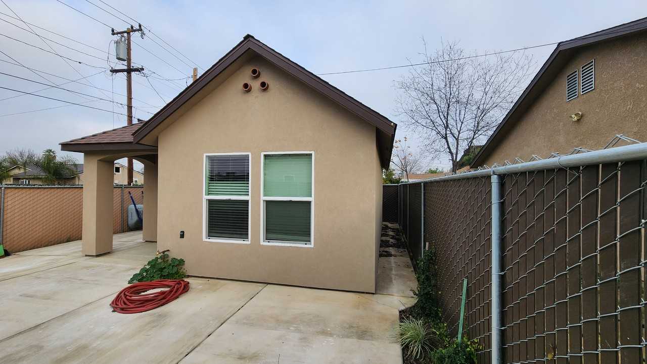 1659 Bullard Ave #NA - Photo 3 of 17