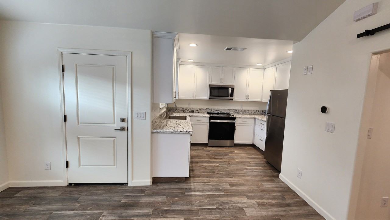 1659 Bullard Ave #NA - Photo 6 of 17