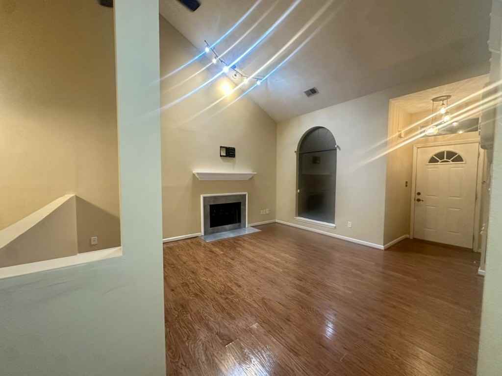 1381 The Kings Ct #NA - Photo 3 of 18