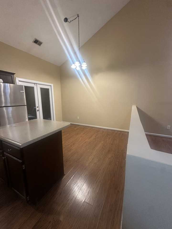 1381 The Kings Ct #NA - Photo 4 of 18