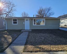 2407 W 7th St #NA - Photo 1 of 1
