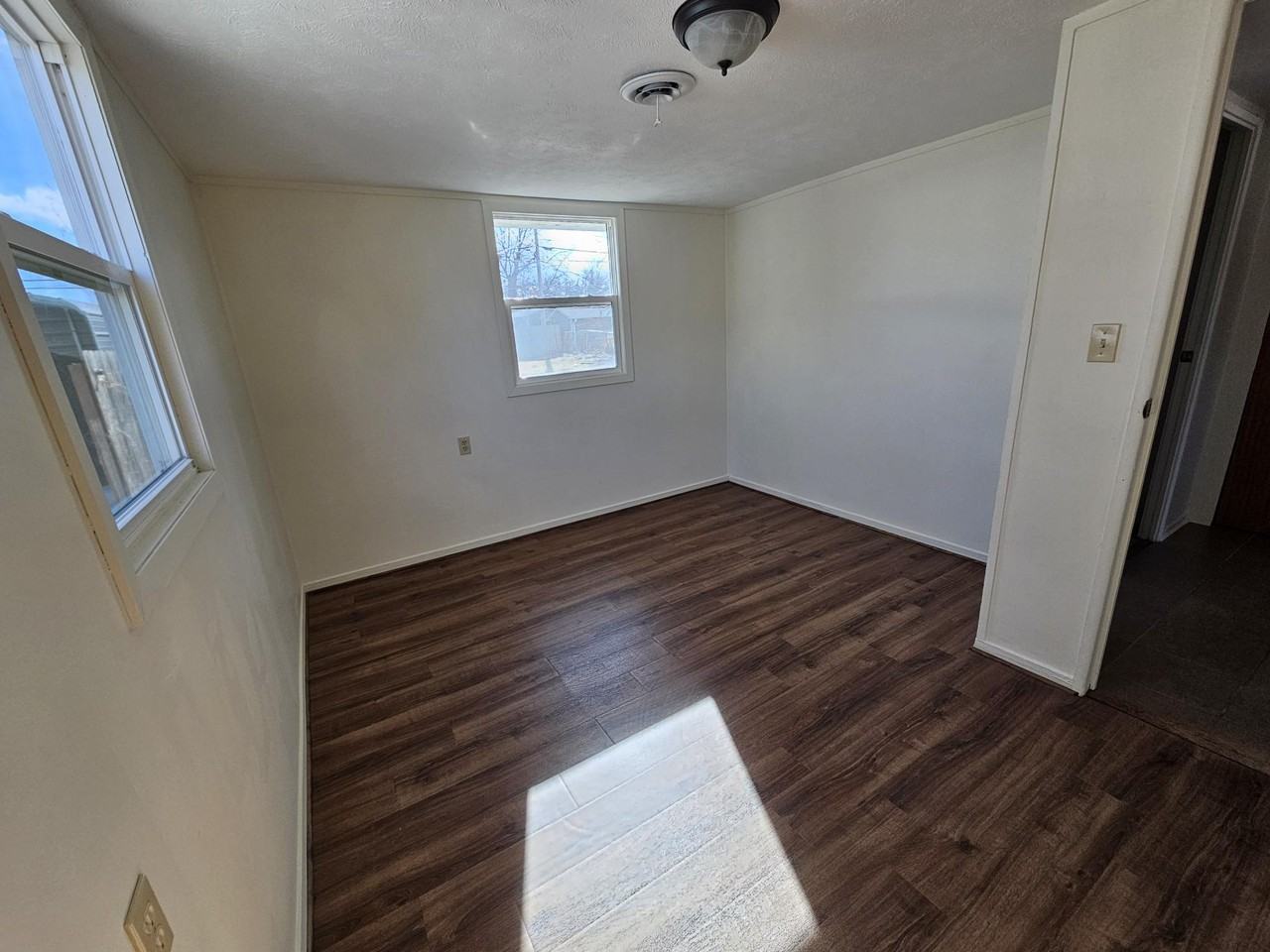 2407 W 7th St #NA - Photo 6 of 18