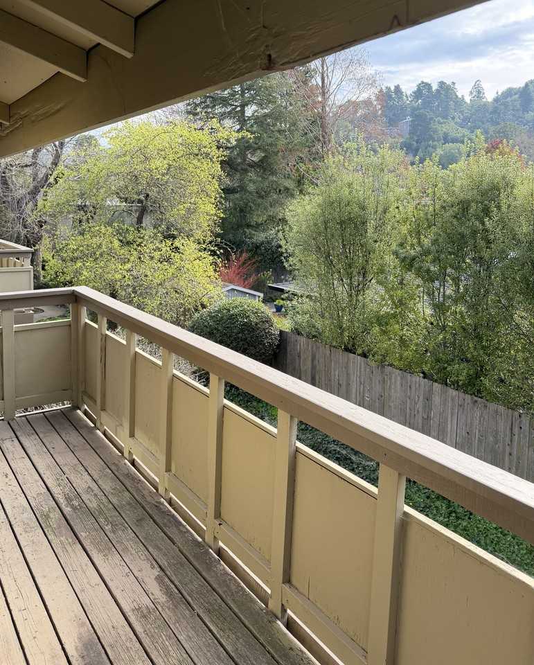 401 Pine Street Apartments - Photo 4 of 13