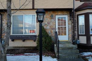 featured image of 800 E Hamlet Cir S #800